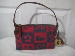 Dooney & Bourke blau & rot Canvas Hobo Schulter Handtasche - Bild 1 von 17