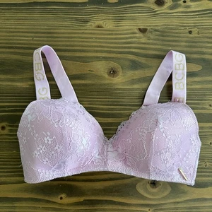 Damen BCBG GENERATION Lavendel Weiß Spitze Bügel BH 36B Blumen Romantisch - Bild 1 von 7