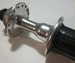 Mozzo posteriore vintage Shimano Dura-Ace 7400 32 fori 130mm 8 velocità SIS 32h - Foto 1 di 8