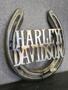 Harley Davidson Motorcycle Key Hook Hanger Metal Emblem Welded on Horseshoe Art - Picture 1 of 6