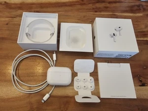 Apple AirPods Pro 2. Génération MagSafe Case Lightning écouteur gauche DEFECTUEUX - Photo 1/3