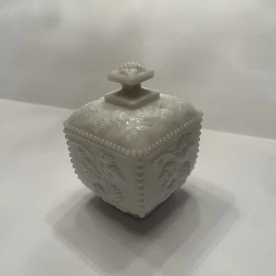 Vtg Westmoreland White Square Grapevine Milk Glass Candy DIsh w/ Lid MCM Retro - Image 1 of 4