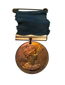 1953 2nd june Elizabeth Medal #M11 - Picture 1 of 2