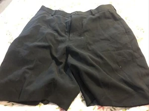 ALAN FLUSSER Men’s Black Shorts Golf Lightweight ~ polyester ~ SIZE 34 - Picture 1 of 7