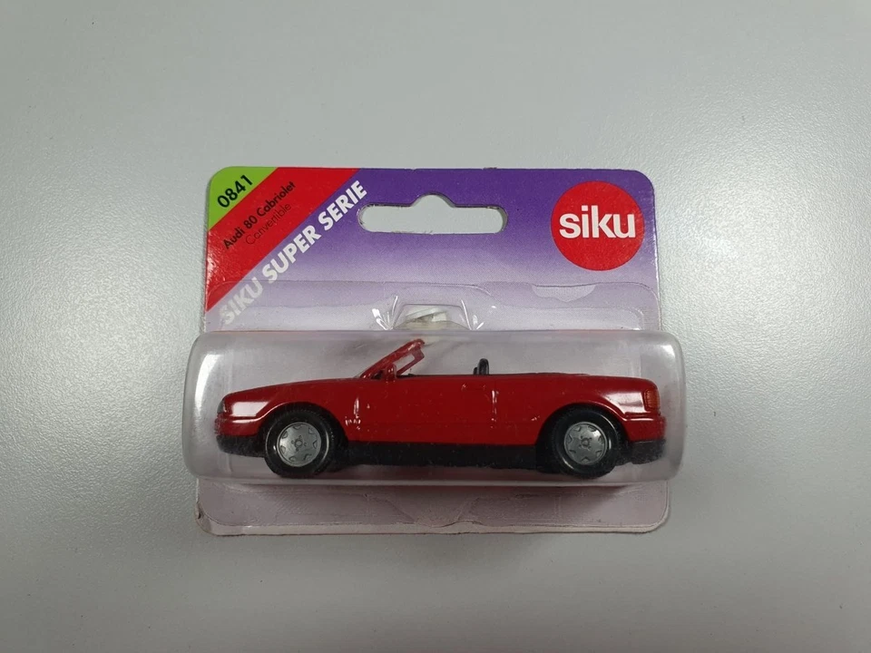 Audi 80 cabriolet N841 Siku 1/66 Con Scatola - Immagine 1 di 1