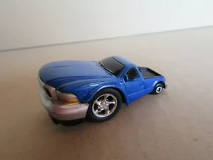 1999 Maisto Hoodz 755J Ford Super Duty Blue 1:64 - Picture 1 of 7