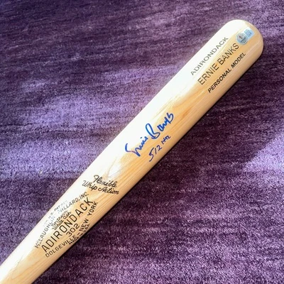 ERNIE BANKS (Chicago Cubs) Firmado BAT Beckett (BAS) con Inscripción 512 HR Foto 1 de 4