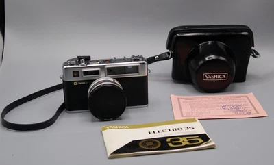 Vintage Yashica Electro 35 SLR 35mm Film Camera Yashinon DX  45mm f1.7 (Tested)  - Image 1 of 4