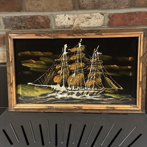 Vintage 70er Kitsch schwarz Samt handbemalt Schiff im geschnitzten Holzrahmen 22x12,75 - Bild 1 von 7
