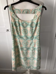 Immaculate Forever 21 Size 8 Green & Peach Cross Over V Back Dress - Picture 1 of 9
