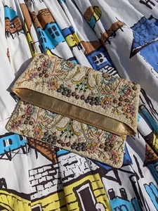 COUTURE QUALITY VINTAGE 1950’S GOLD LAME EMB CLUTCH PURSE W BEADS & LEATHER - Picture 1 of 8