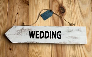 Handmade Wedding Sign…Wood..Arrow Pointer…Reduced…Lovely…X - Picture 1 of 5