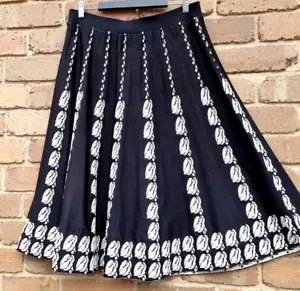 You Lim Design Black Ivory Print Skirt Knit Stretch Fabric Size XL Elastic waist - Picture 1 of 17