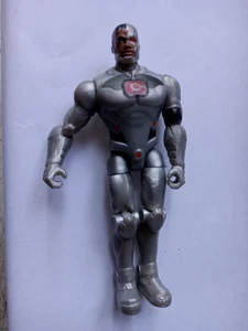 Modellino Spin Master DC Heroes Unite Cyborg 4" - Foto 1 di 3