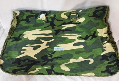 Cubierta de asiento/portador de auto camuflaje Canopy Couture Foto 1 de 4