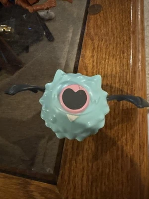 McDonald's Happy Meal 2012 Nintendo Pokemon Woobat Foto 1 de 4