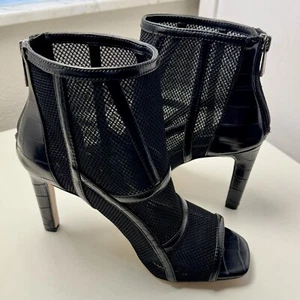 Jessica Simpson Ozwaldi Mesh Peep-Toe Boots NWOB Size 6M - Black - Picture 1 of 13