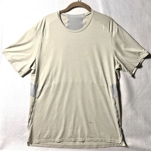 Lululemon Herren Large Fast Free Kurzarm Laufshirt beige grau reflektierend - Bild 1 von 7
