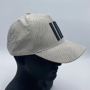 Gorra Adidas Golf Tour 3 Rayas Estampada Gorra Ajustable Snap Back Guijarro Plateado - Imagen 1 de 6