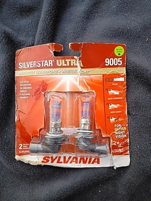 2 Sylvania 9005 Superstar Ultra Halogen Bulbs. Brightest Downroad+Whiter Light - Image 1 of 2
