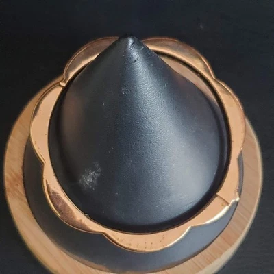 Brazalete Brazalete Kate Spade Oro Rosa Bisagras con Borde Festoneado Cierre Foto 1 de 4