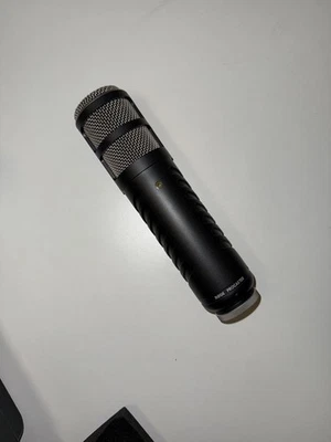 Rode Procaster Dynamic Microphone XLR Broadcast Quality for Podcasts - Image 1 of 2