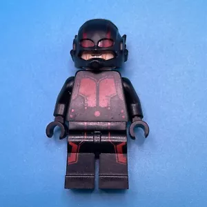 Lego Marvel Super Heroes Hank Pym Minifigure 76039 - Picture 1 of 4