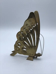 Vintage Brass Butterfly Metal Figurine Wall Art or Napkin Holder Free Standing  - Bild 1 von 8