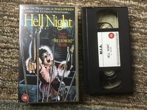HELL NIGHT  -  RARE VHS VIDEO - LINDA BLAIR - CLASSIC HORROR - Picture 1 of 2
