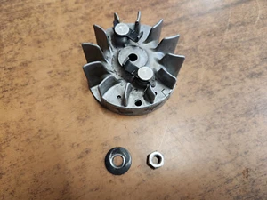 Volante de inercia para motosierra Poulan Micro Super XXV Deluxe - Imagen 1 de 5