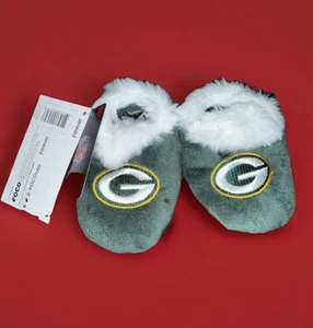 Green Bay Packers Baby Slippers Sz 6/9M NFL Football Faux Fur Green Infant Gift - Picture 1 of 3