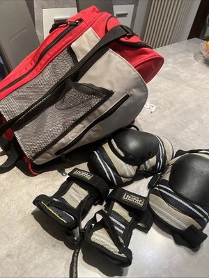 Inline Skate Tasche mit Knie und Handgelenkschonern - Bild 1 von 4