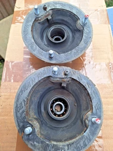 Original BMW 31306775098 E46 E81 E82 E90 E92 E93 E60 E84 F obere Federbeinlager x2 - Bild 1 von 2