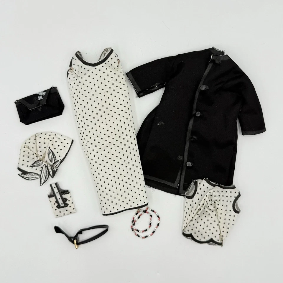 Vintage Barbie Sew Free Day N' Night #1723 Necklace Dress Purse Jacket Belt - Image 1 of 4