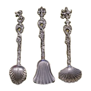 Vintage Filigree European Style Fleur de lis Lion Crest  Stallion  Sugar Spoons  - Picture 1 of 12