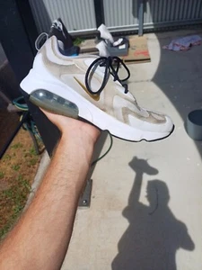 Airmax200 - Picture 1 of 3