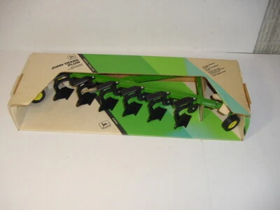 Arado John Deere vintage de 6 fondos 1/16 de ERTL ¡con caja!! Foto 1 de 4