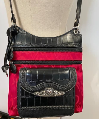 BRIGHTON - Bolso Bandolera/Cartera Cuero Negro y Tela Corazón Rojo - ¡Muchos Bolsillos! Foto 1 de 4