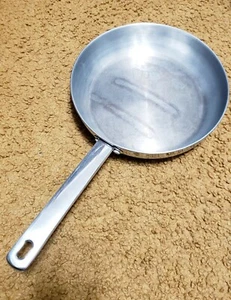 Tools of the Trade 9,5 Zoll Bratpfanne - Ofenfest & Spülmaschinenfest * Kostenloser Versand - Bild 1 von 2