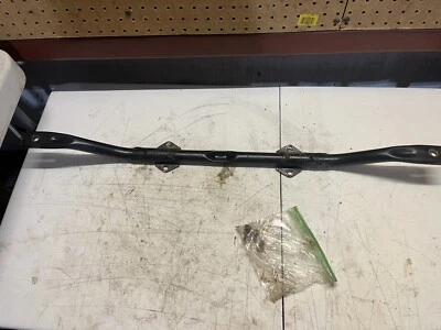 2008 Kawasaki Prairie 360 заднее крыло поддержка крепление с болтами - Изображение 1 из 4