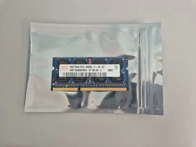 1 x Hynix 2GB DDR3 RAM memory HMT125S6BFR8C-G7 PC3-8500S - Image 1 of 2
