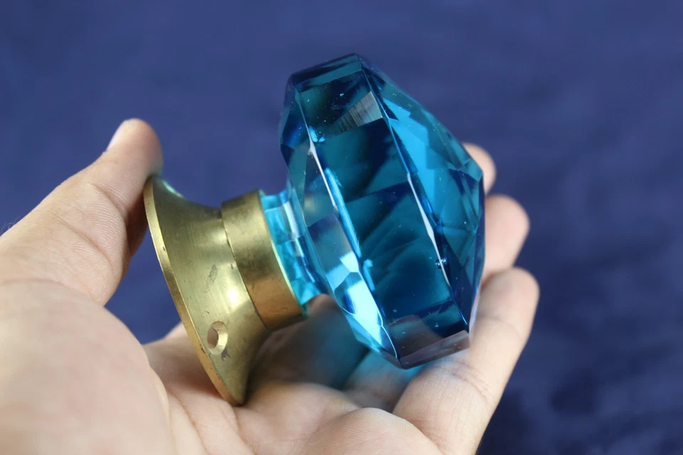 Perilla de puerta de vidrio cortado estilo vintage victoriano vidrio azul transparente manija de puerta de latón Foto 1 de 4