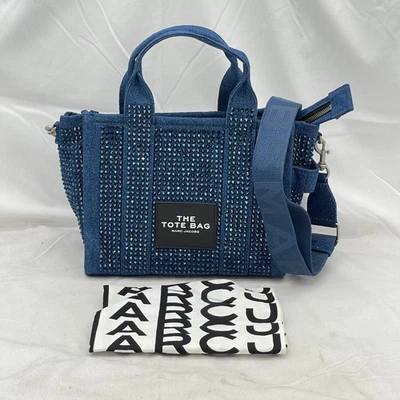Bolso de Mano Marc Jacobs Mujer The Crystal Pequeño Denim Cristal Lavado Oscuro Foto 1 de 4