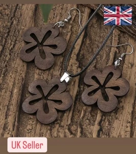 Beautiful Wooden Flower Necklace & Earring Set boho Inspired & Gift Bag Ladies - Picture 1 of 4