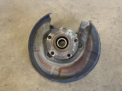 Carcasa de cojinete de rueda de aluminio trasero izquierdo AUDI S8 A8 D2 4.2 V8 Quattro Foto 1 de 4