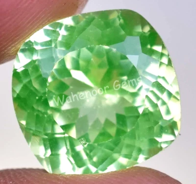 13.20 Ct Natural Green Peridot Cushion Shape VVS Pak Gemstone AGL Certified - Image 1 of 4