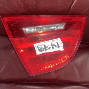 BMW E90 3 SERIES PASSENGERS INNER REAR LIGHT TAIL LIGHT 4871733A 2007 - 2011 - Picture 1 of 5