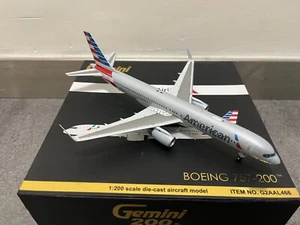 Gemini Jets 200 American Airlines AA B757 -200WL ""2010s Revisado Nuevo Color"" 1:200 - Imagen 1 de 1