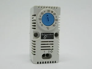 Schneider Electric NSYCCOTHO Climasys Simple Thermostat 0-60C COSMETIC DMG USED - Picture 1 of 4