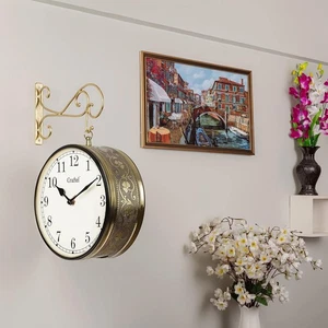 Antike Victoria Station doppelseitige Bahnhof funktionale Wanduhr - Picture 1 of 6